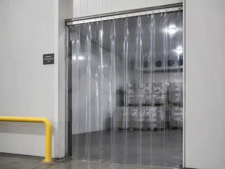 Cortina en Bandas de PVC Polar